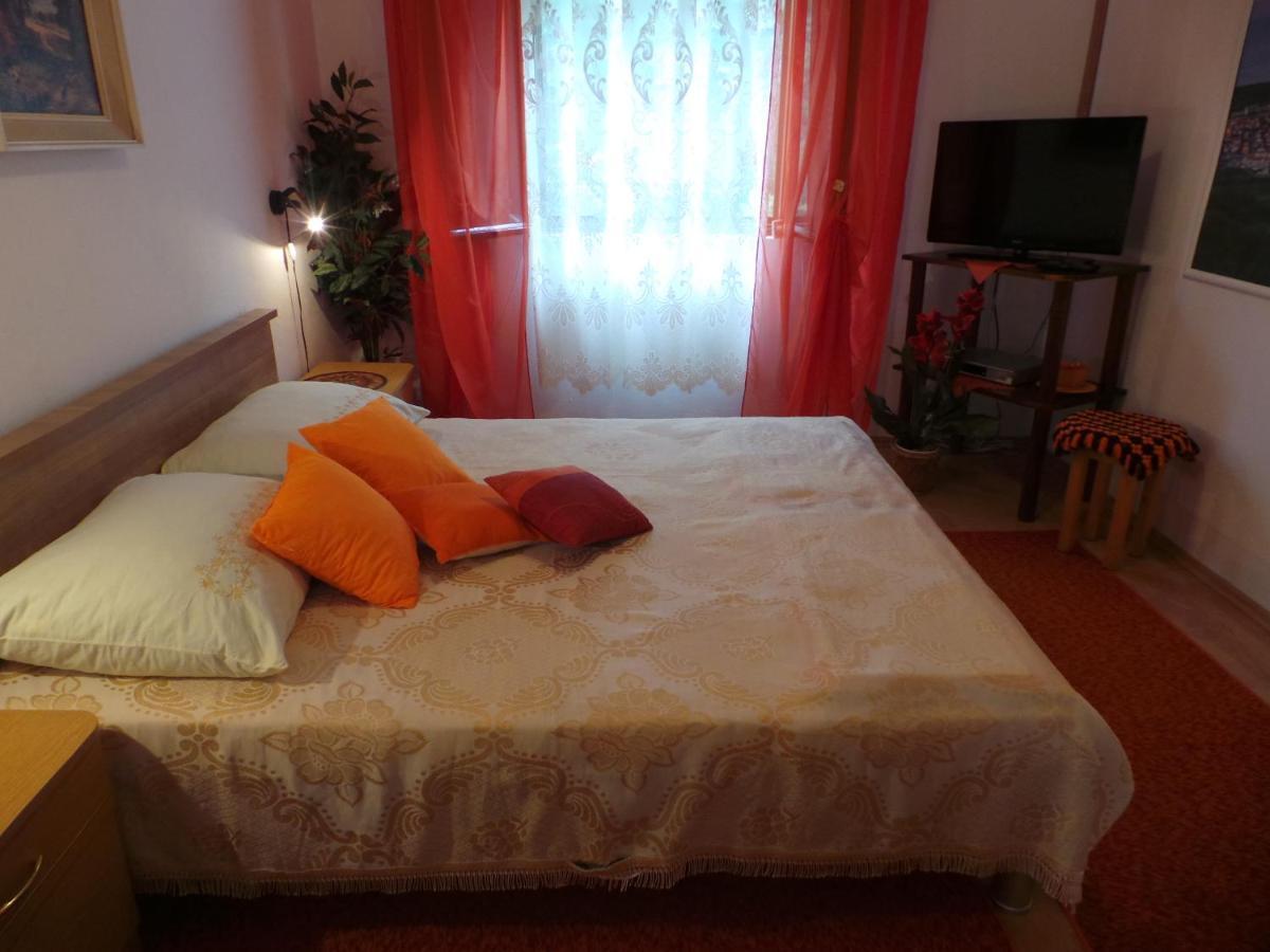 2 L Apartman Jablanac Kültér fotó
