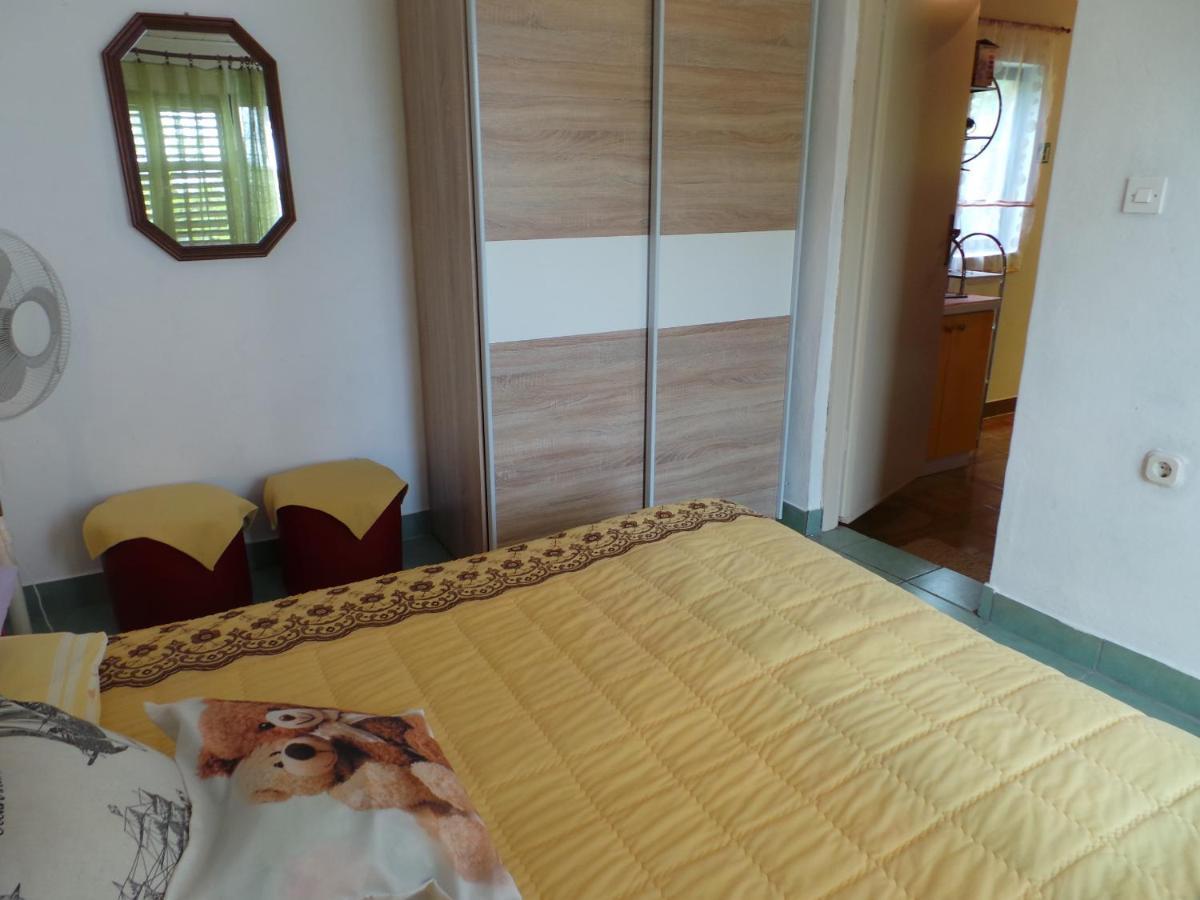 2 L Apartman Jablanac Kültér fotó